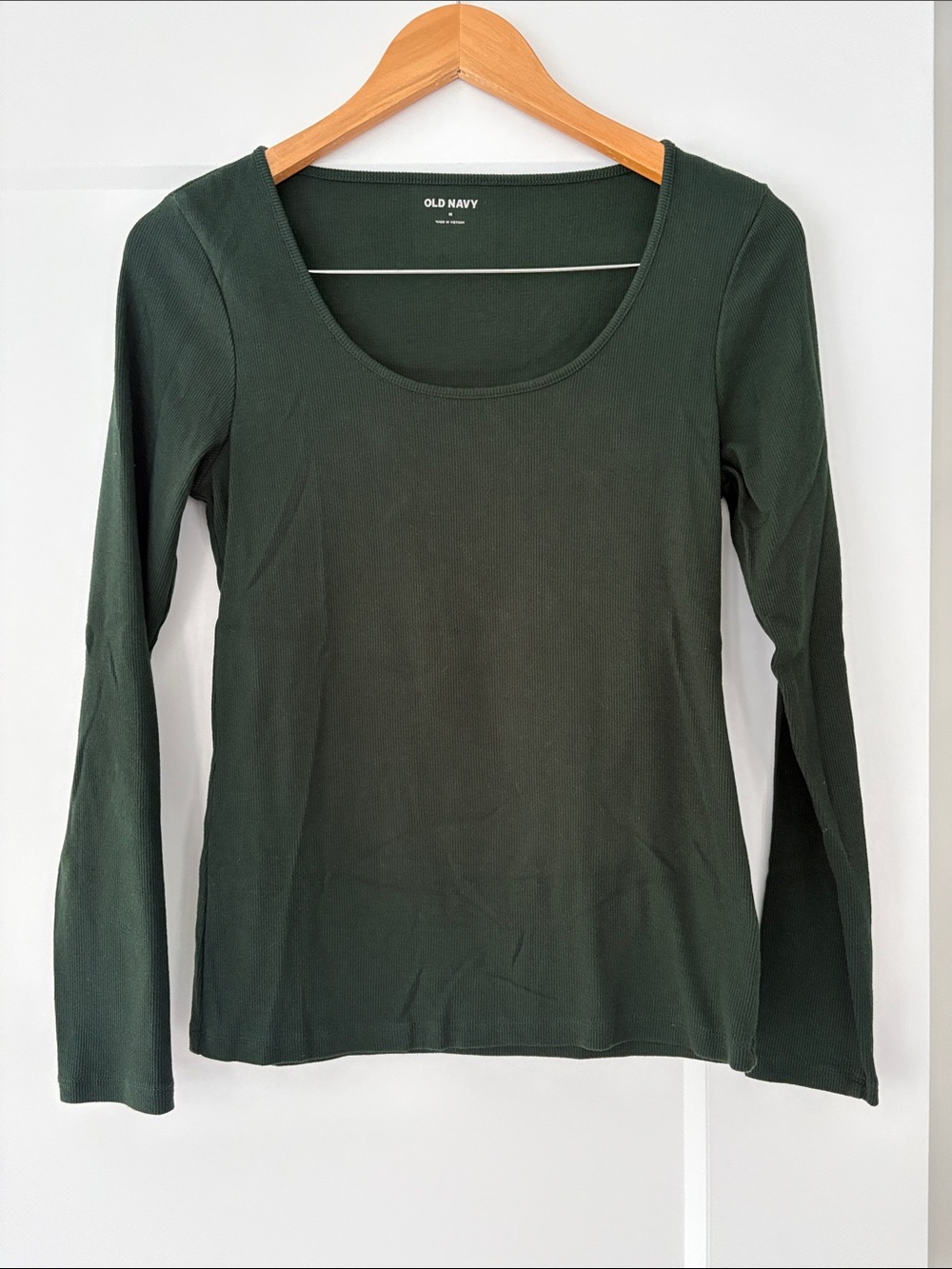 Lot of 3 Old Navy Ribbed Long Sleeved Tops - Picture 5 of 7